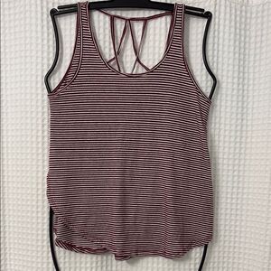 Hollister Burgundy Tank Top with Backless Design and Striped Pattern